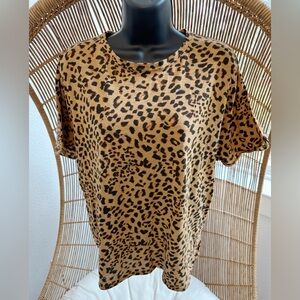We The Free T Shirt Women’s Size XS Black Brown Leopard Print Short Sleeves Tee